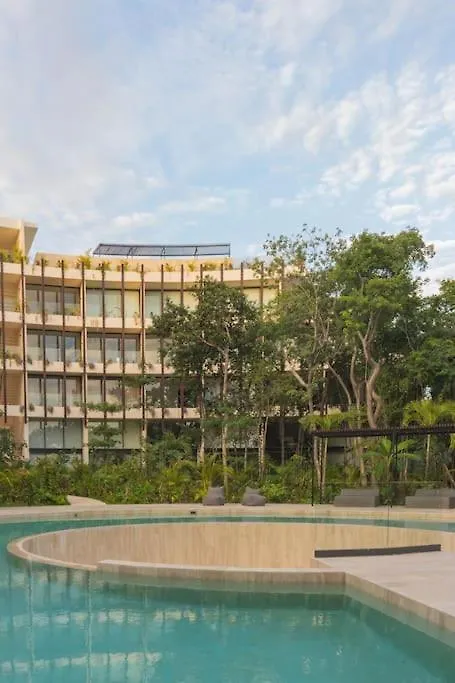 דירות טולום Mistiq Jungle Loft ~ Pool & Gym